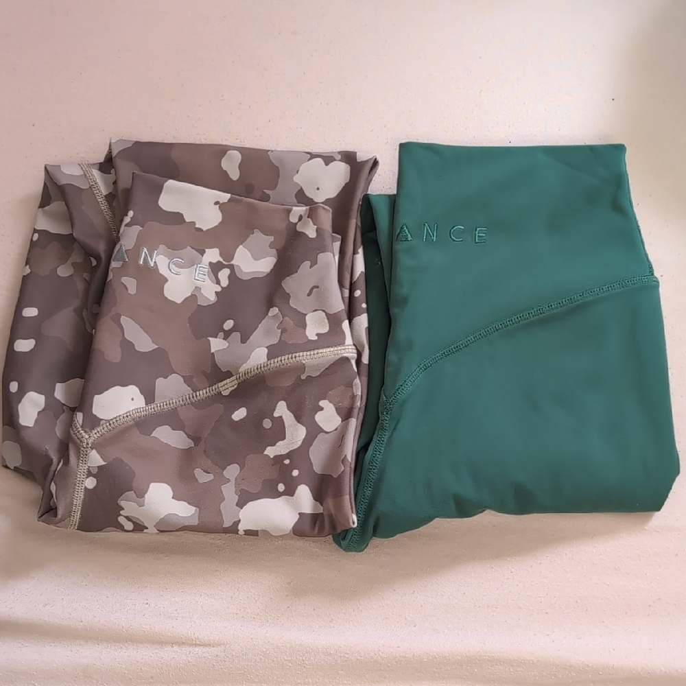 Balance Athletica Legging Lot Size Small